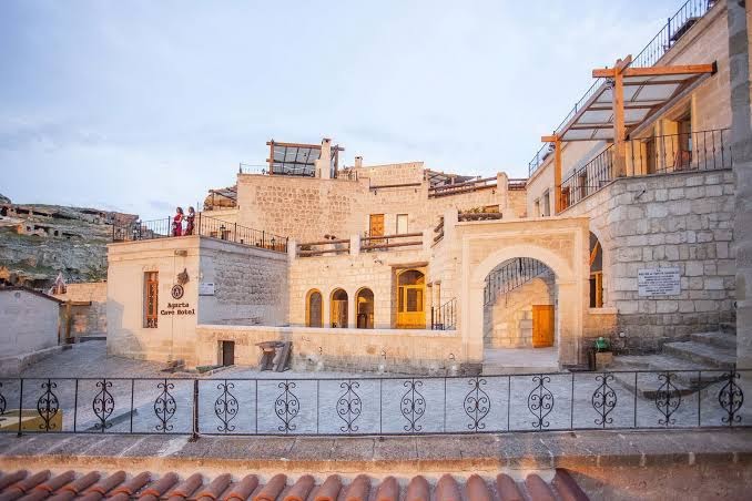 Azure Cave Suites - Hotel