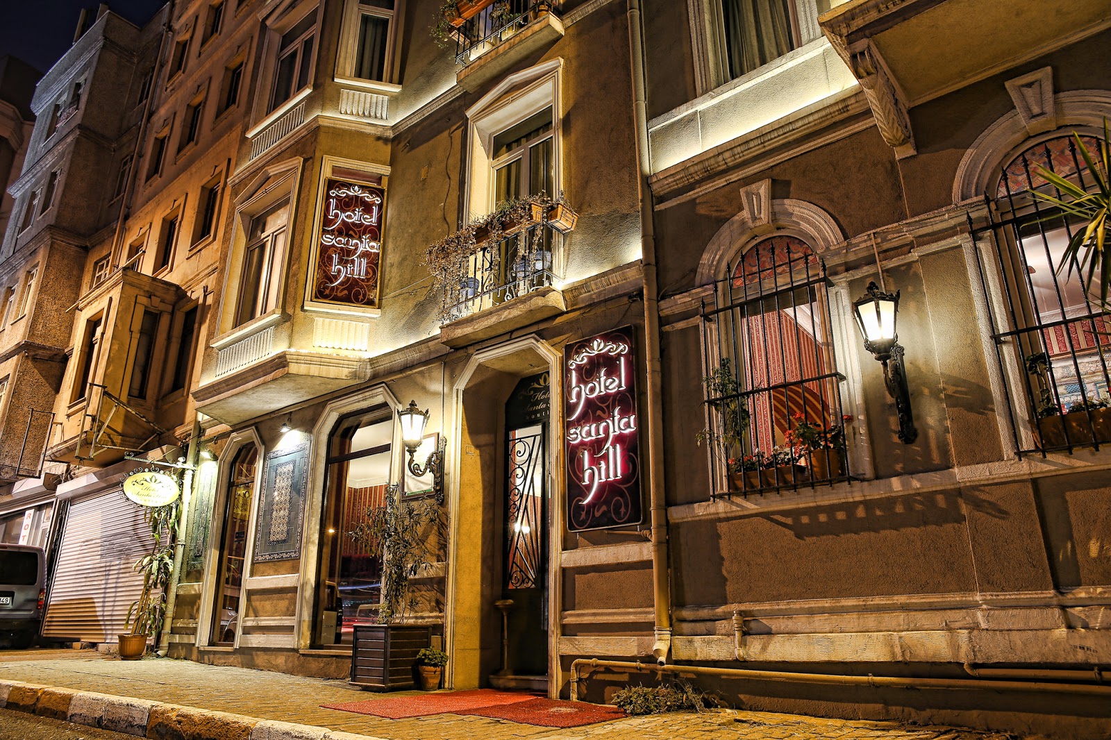 Le Antique 1892 istanbul