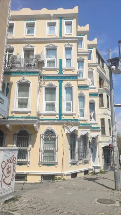 Le Antique 1892 istanbul