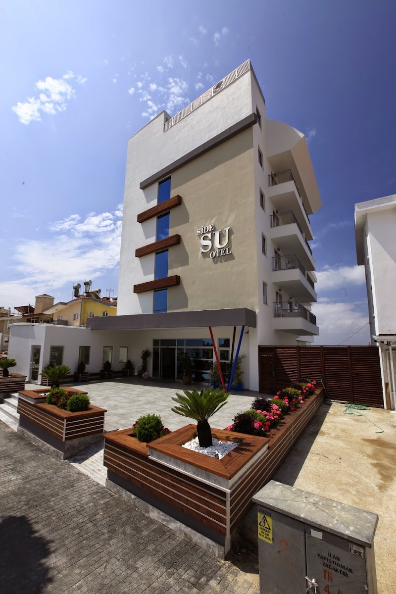 Side Golden Rock Hotel &spa