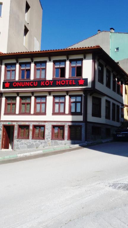 Onuncu Köy Hotel
