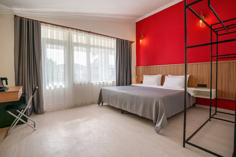 Ola Hotel