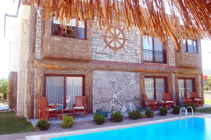 Çınar Otel Alaçatı