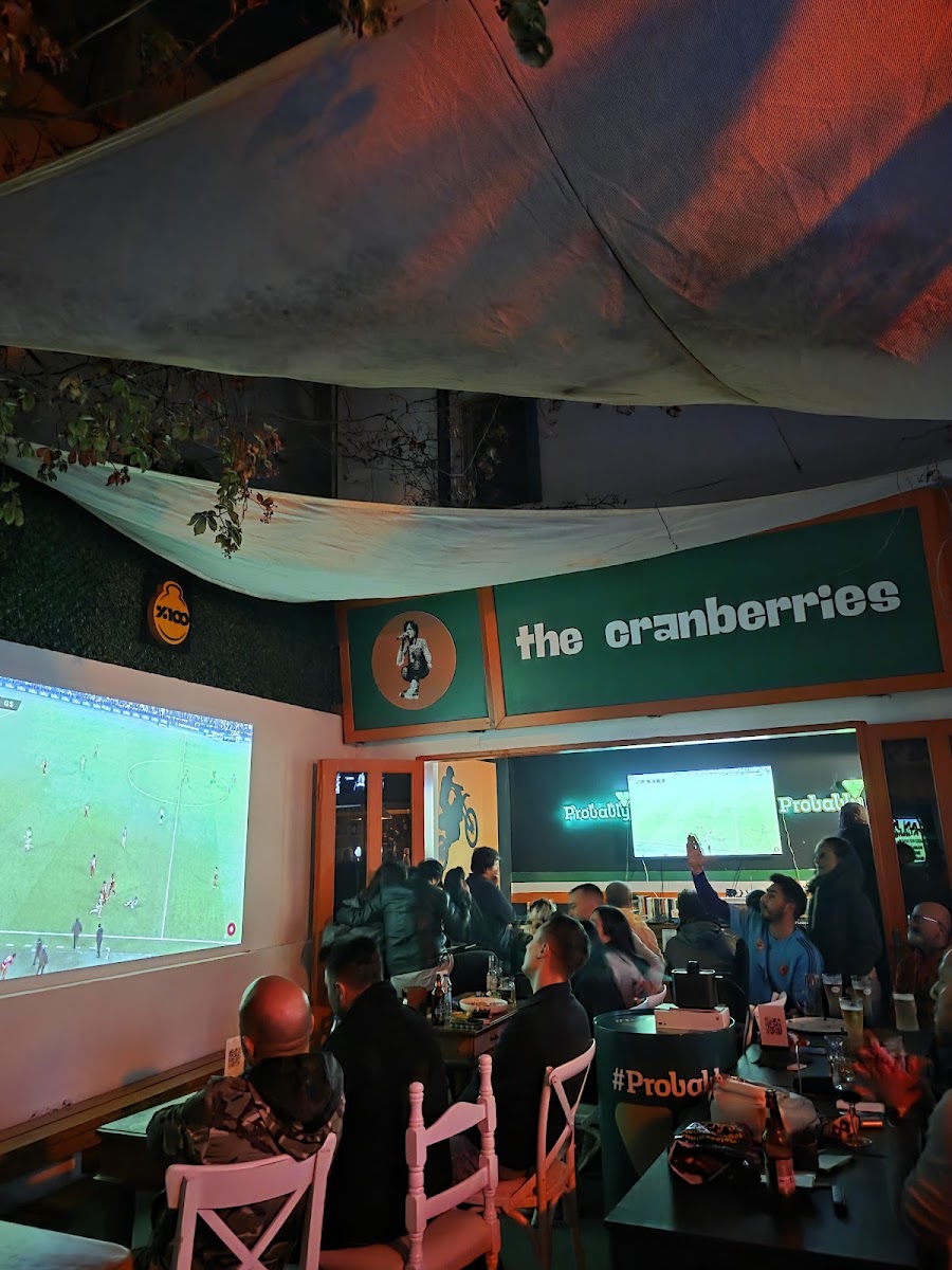 The Cranberries Irish Pub & Hostel Bodrum