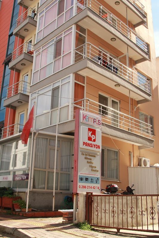 KAMPÜS HOTEL