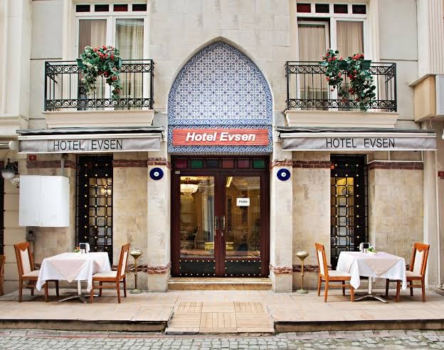 Le Petit Palace Hotel
