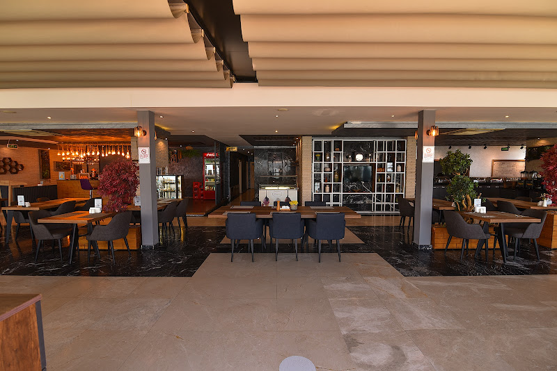 Royal Comfort Hotel