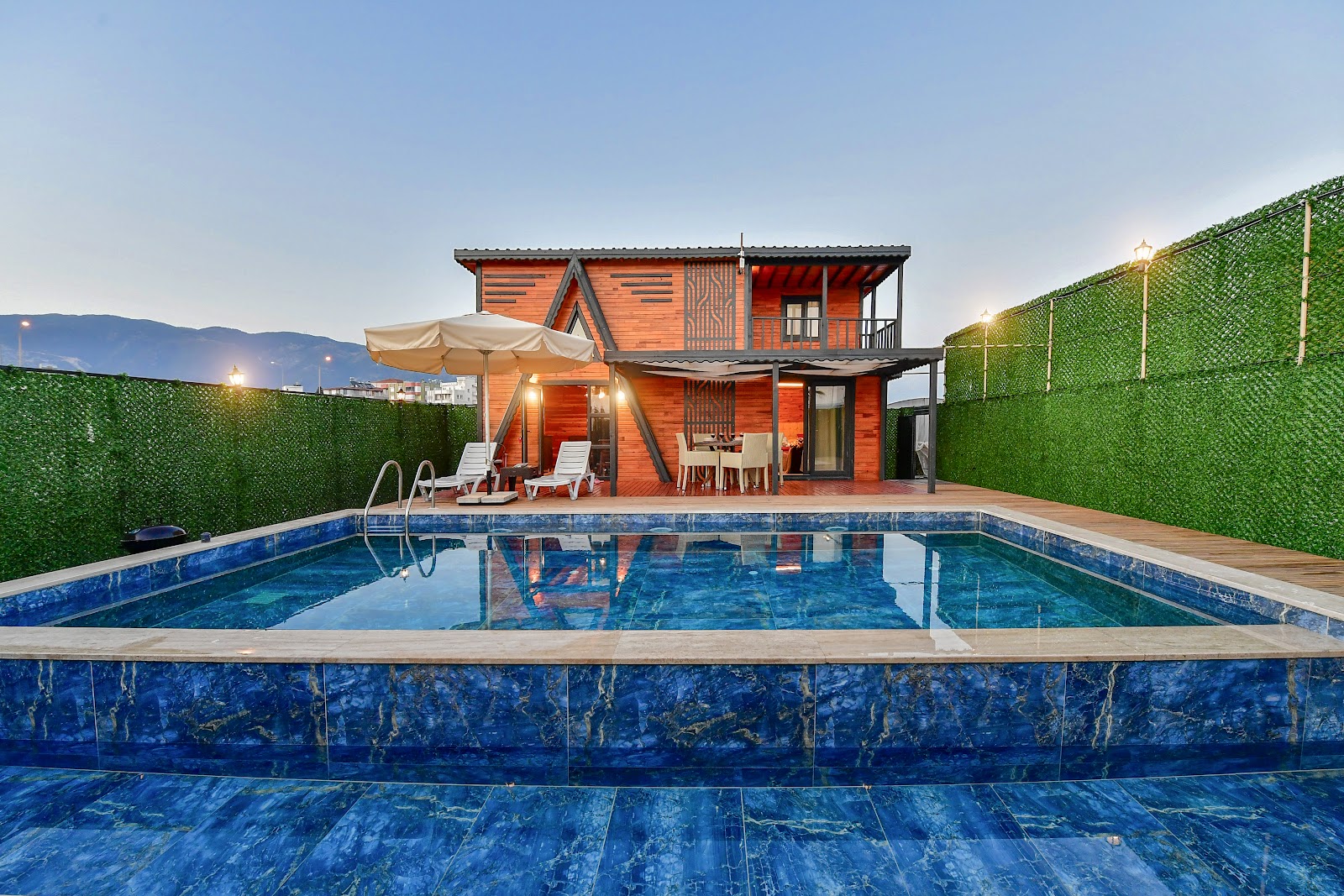 ORANGE GARDEN TREE HOUSES HOTEL