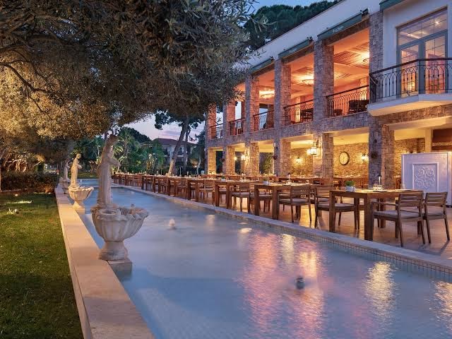 Calista Luxury Resort