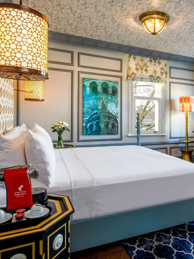 Hagia Sofia Mansions Istanbul, Curio Collection by Hilton