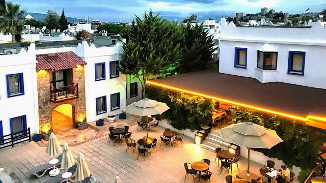 Notarius HOTEL- Teschill BAR