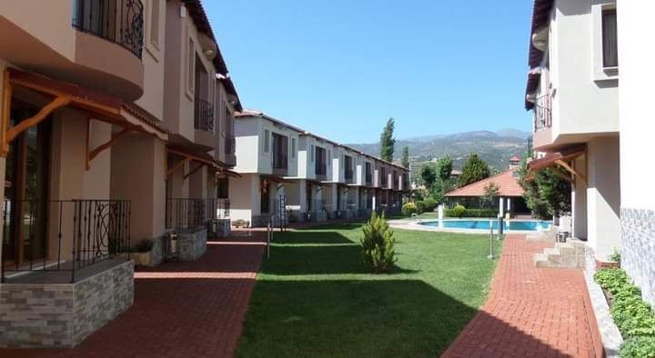 Pia Mya Hotel
