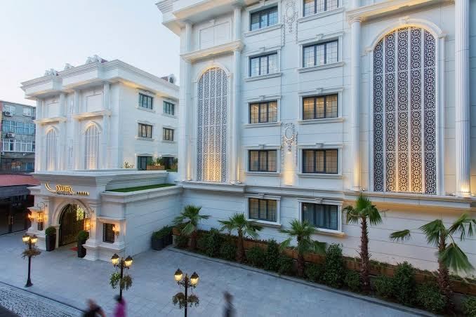 Sura Design Hotel & Suites