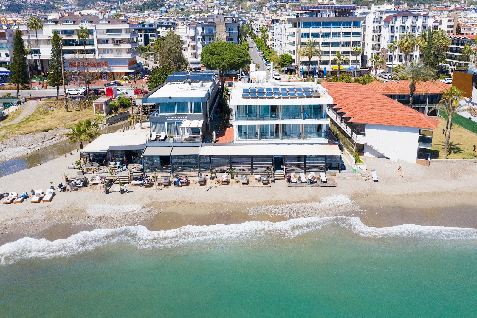 En Vie Beach | Restaurant