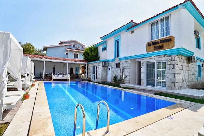 La mira Butik Otel | Alaçatı Otelleri | Alaçatı Aile Otelleri | Alaçatı Butik Oteller