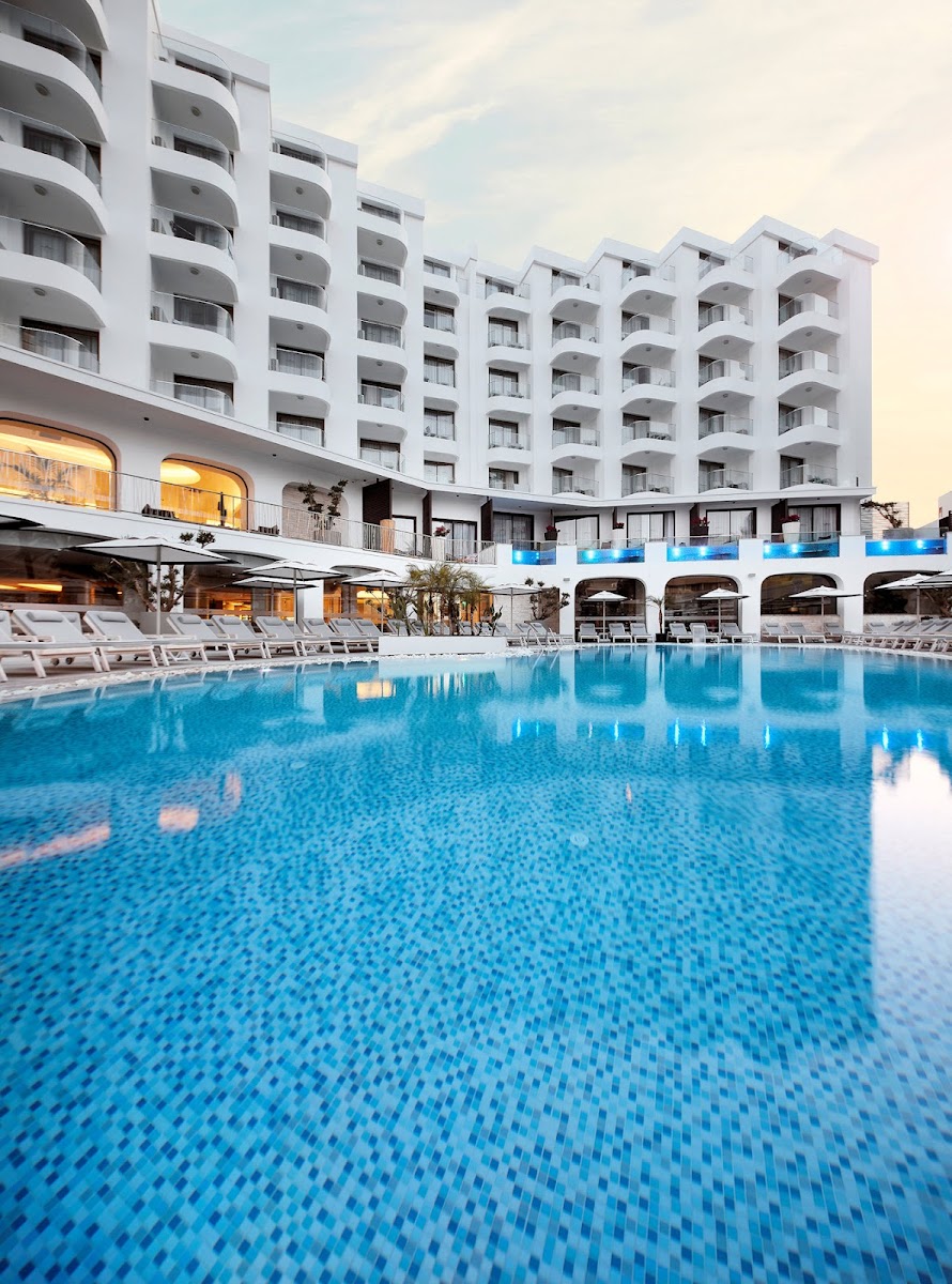 BLUE BAY PLATINUM HOTEL