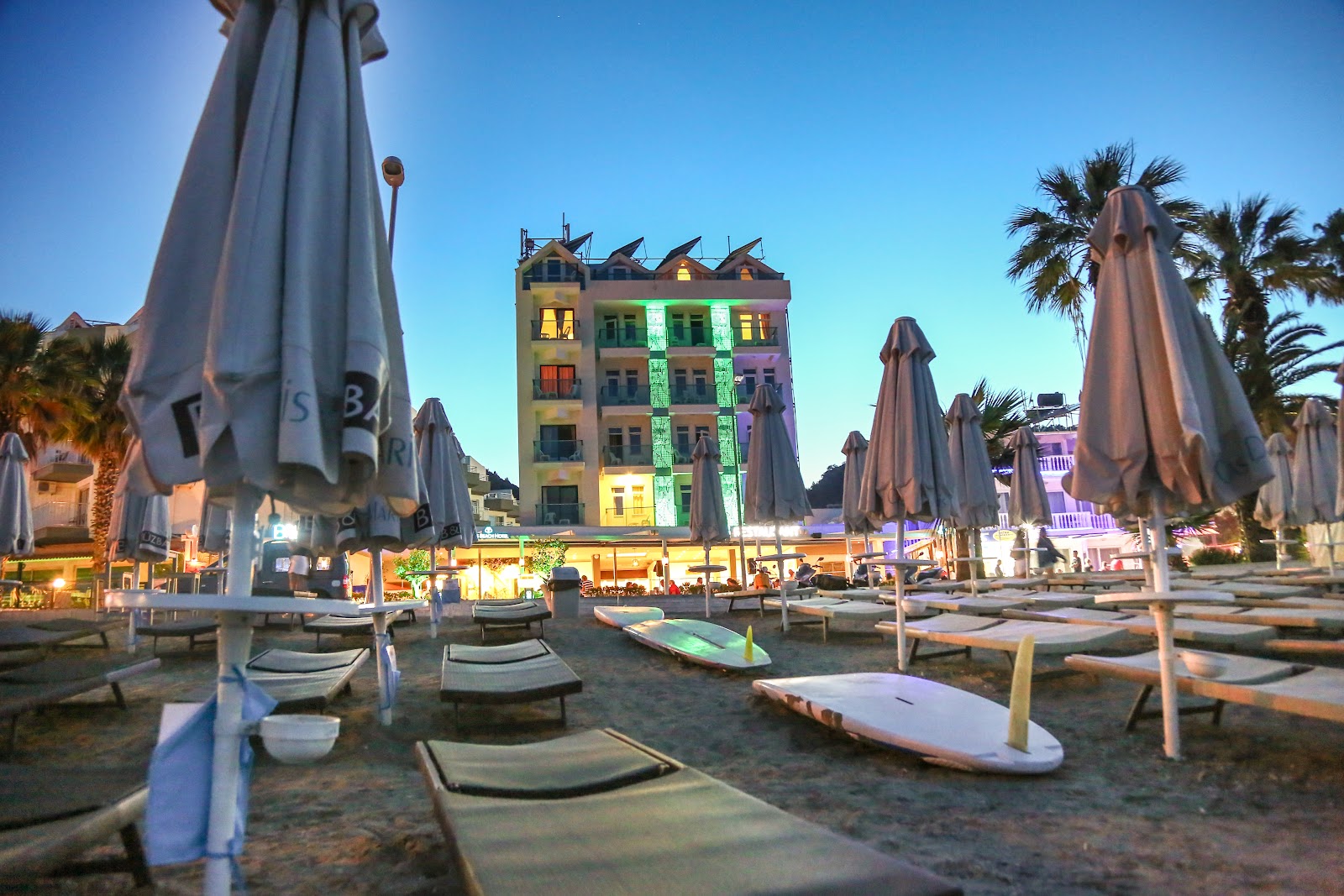 Luna Beach Hotel & Spa