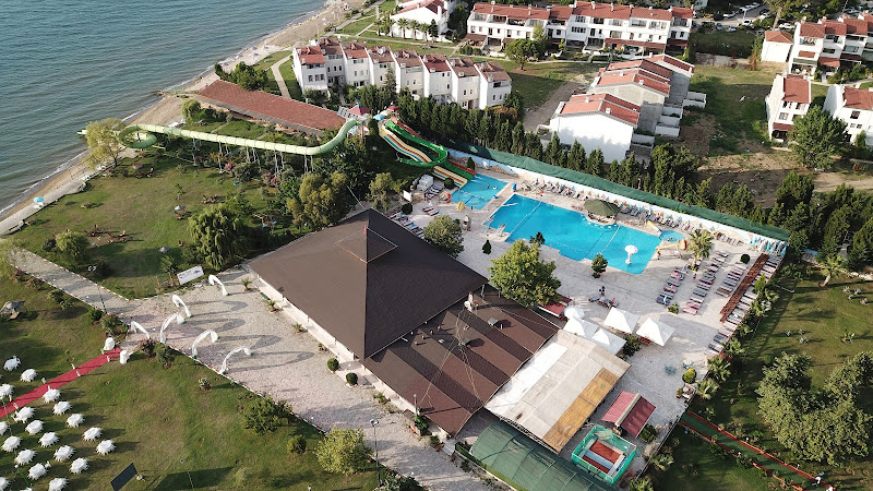 Mertur Hotel Swimming Pool