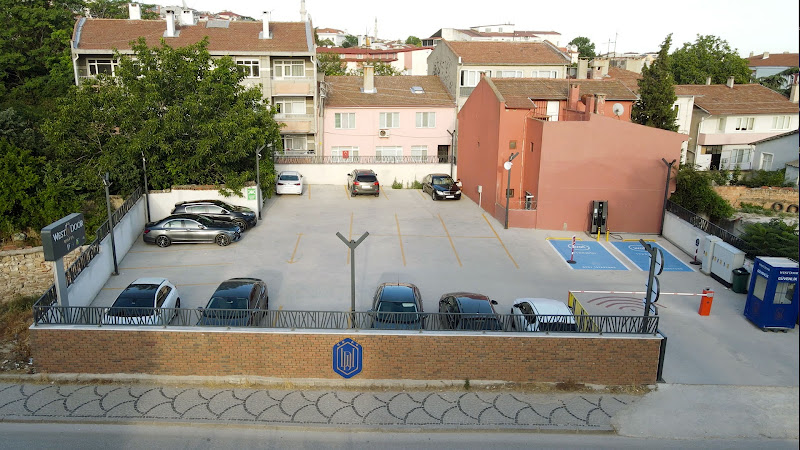 Westdoor Hotel