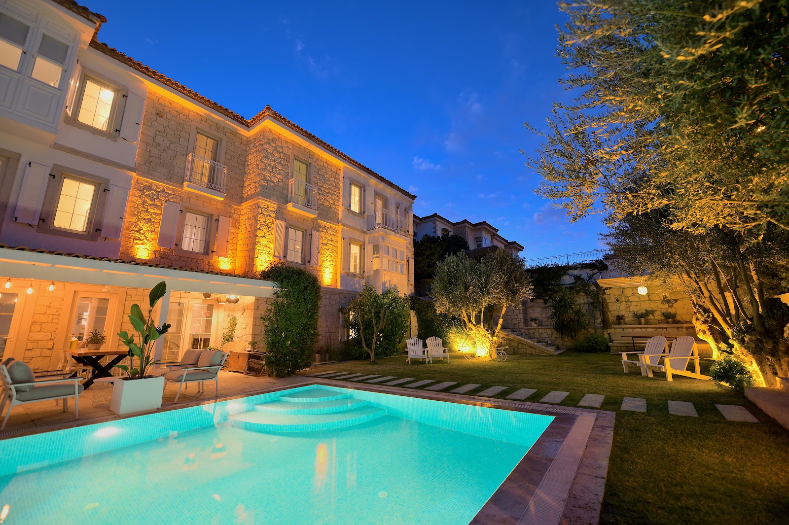 CEMAL ALAÇATI BUTİK HOTEL