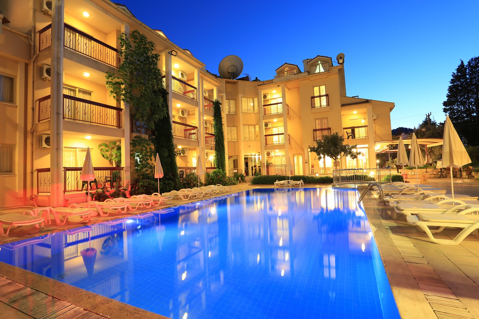ASDAMARIS HOTEL