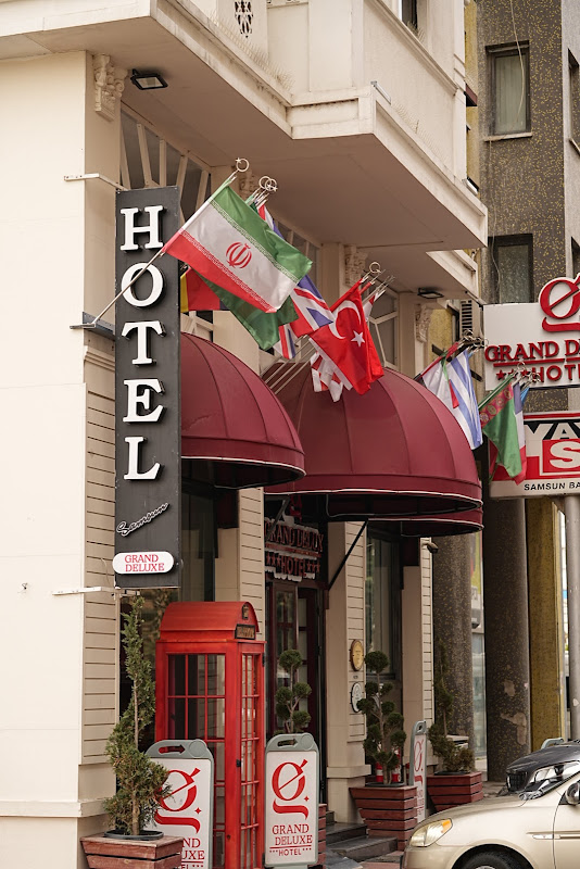 GRAND DELUXE HOTEL