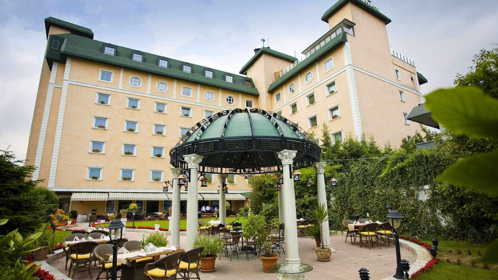 Güneş Hotel Merter