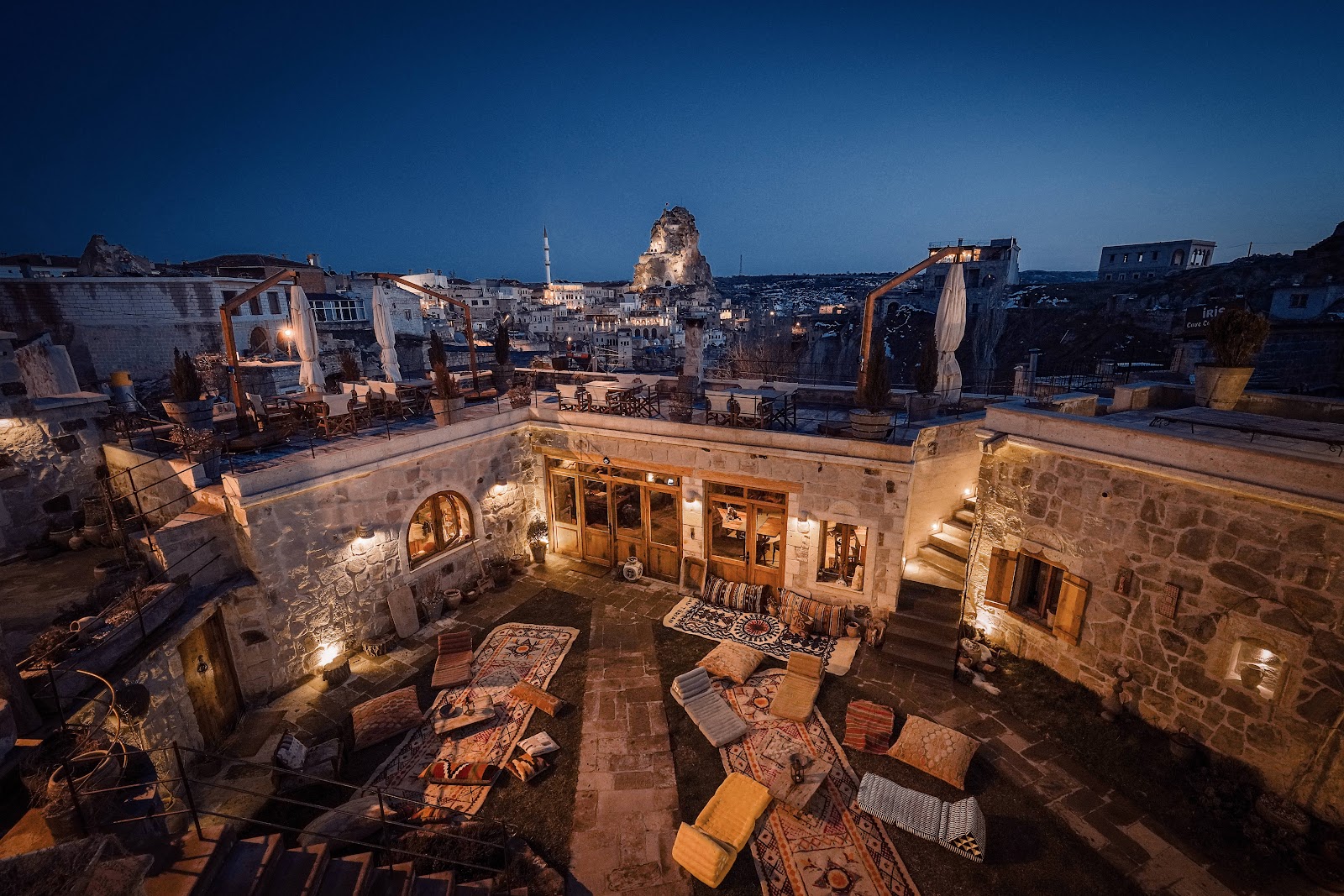 SIGNATURE HOTEL & SPA