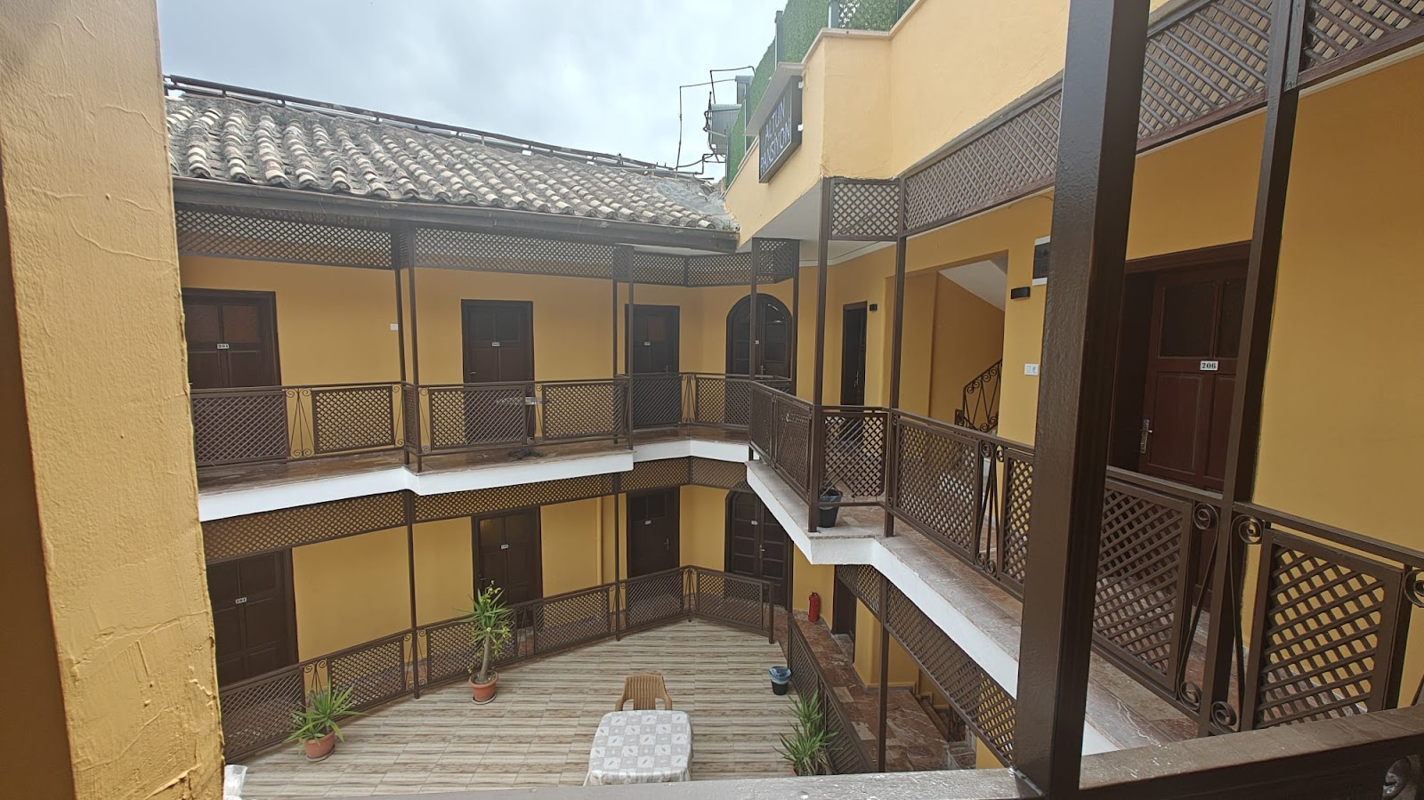 Palmeras Beach Hotel