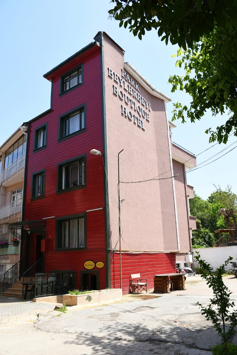 Sakine Hanım Köşkü