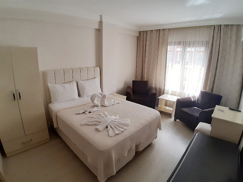 Napolyon Otel