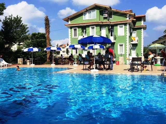 Milkyway Hotel & Apartments