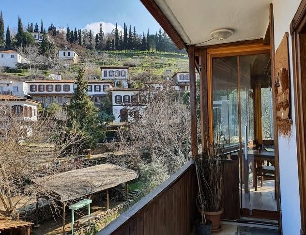 Renk Otel Karşıyaka