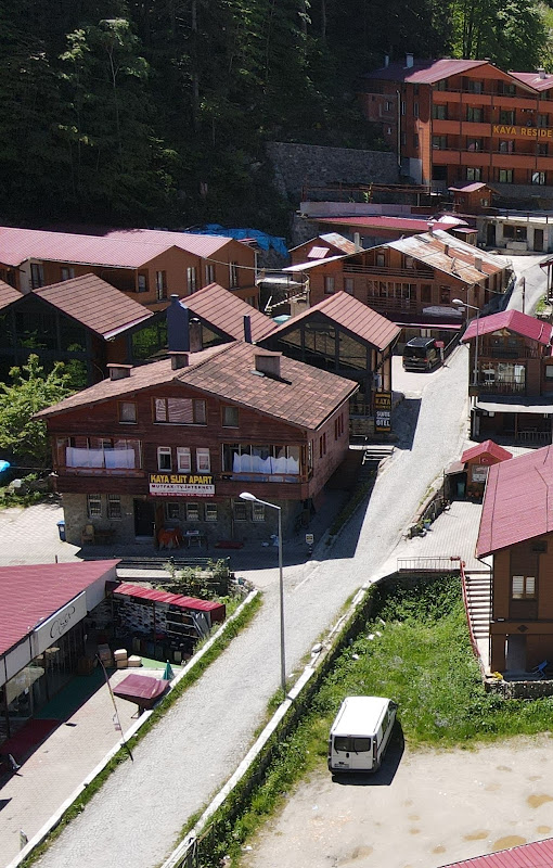 KAYA SUİT