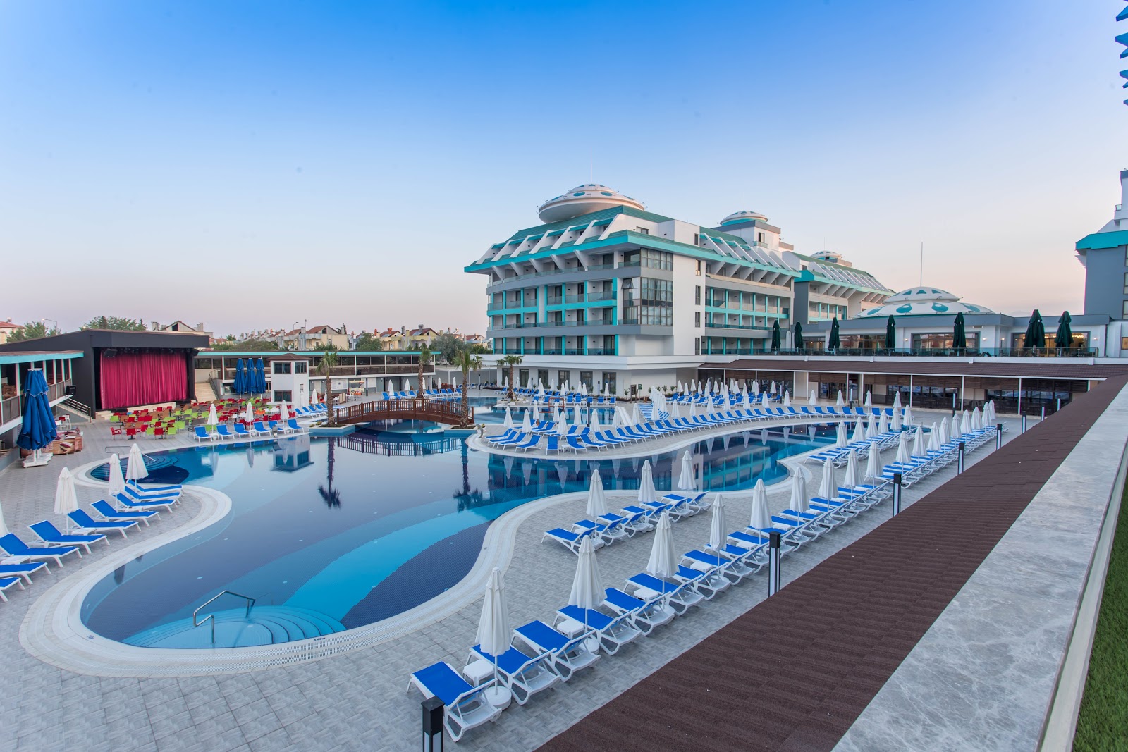 Throne Seagate Belek Hotel