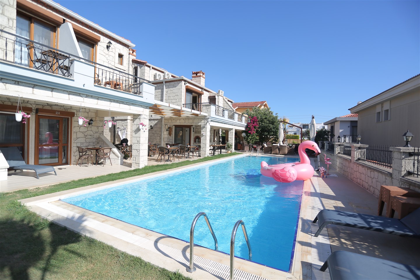 Alaçatı Villa Peri