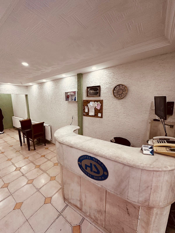 Hotel Sera
