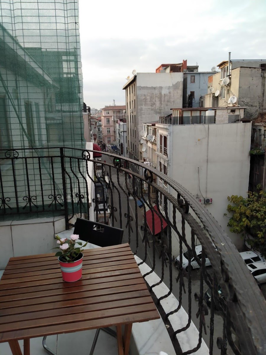 Grand Balyan Hotel & Restaurant