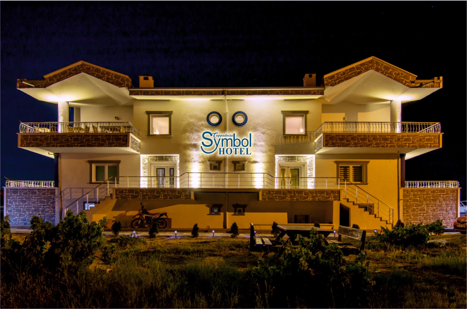 El Nazar Stone Suite