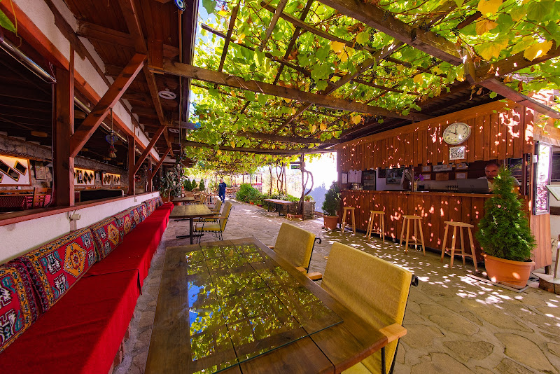 Çeşmeli Konak Köşe Hotel